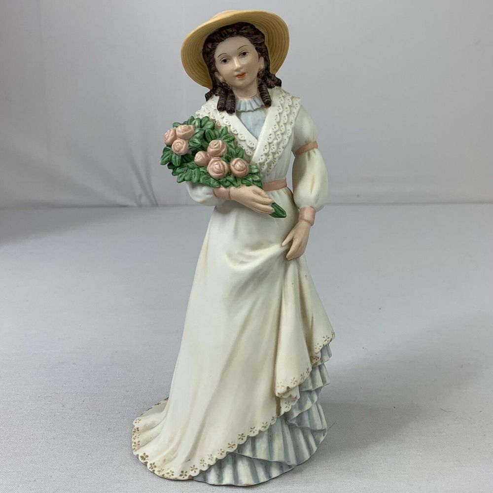 Homco‎ Figurine Victorian Woman 1468 Holding Flowers Wearing Hat 8.75 in Vintage